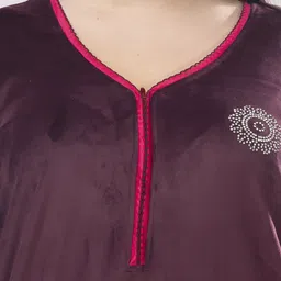 CHUI MUI Maxi Nightdress image 5