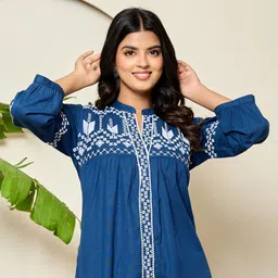 ADAA JAIPUR Geometric Embroidered Mandarin Collar Pure Cotton Kurta With Trouser image 3