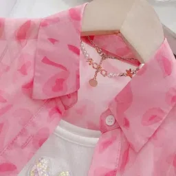 LULU & SKY Girls Top with Shorts image 2