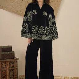 OneWe Embroidered V-Neck Velvet Tunic With Trousers Co-Ords-picture-22