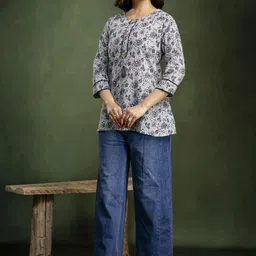 mokshi Floral Printed Pure Cotton Kurti image 4