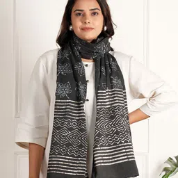 Style Shoes Women Floral Printed Stole-image-76