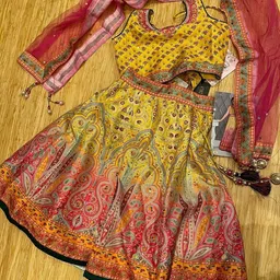 JAY NAGNATH FAB Girls Printed Tie & Dye Ready To Wear Lehenga Blouse & Dupatta image 4
