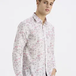 ROCKING SWAMY Men Floral Printed Regular Fit Casual Shirt image 5