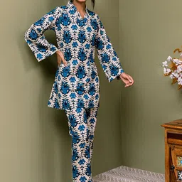 Claura Women Printed Night suit image 1