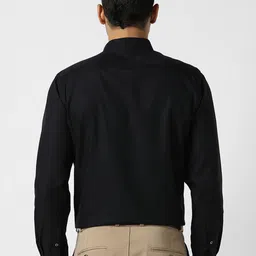 Van Heusen Men Regular Fit Spread Collar Solid Cotton Formal Shirt image 3