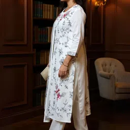 Indo Era Floral Printed Round Neck Straight Kurta With Trousers & Dupatta image 5