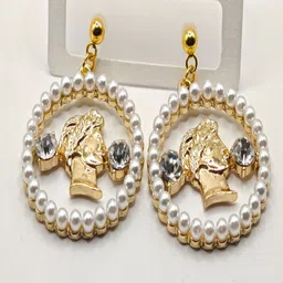 SAPRAA TRENDS Gold-Plated American Diamond & Pearls Studded Anti Tarnish Jewellery Set image 2