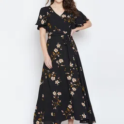 Berrylush Women Black Floral Printed Maxi Dress-image-52