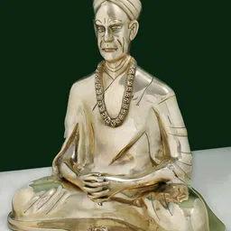 Exotic India Gold-Toned Shri Kheta Ram Ji Maharaj Figurine Brass Showpiece image 3