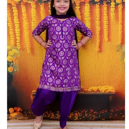 BownBee Chanderi Woven Three Fourth Sleeves Floral Foil Printed Kurti Salwar With Dupatta Set - Purple-picture-10