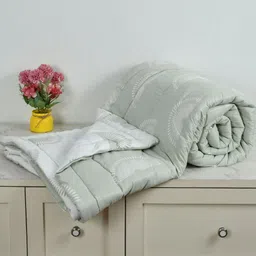 YaAkholic White And Green Floral Printed Microfiber 180 GSM AC Room Queen Bed Comforter-picture-20