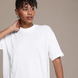 Calvin Klein Jeans Drop-Shoulder Sleeves Pure Cotton Boyfriend T-shirt-image-89