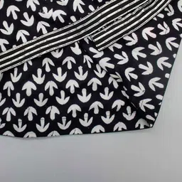 YK Girls Ethnic Motifs Printed Angrakha Kurta with Dhoti Pants image 4