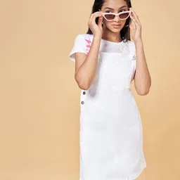 Coolsters by Pantaloons Tie Dye Tee With Sleeveless Solid Dungaree Set - White-picture-11