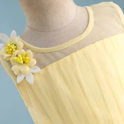 Blabber Sleeveless Floral & Butterflies Applique Detailed Knee Length Dress - Lemon image 4