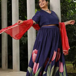 Instafab Plus Printed V Neck Top & Skirt With Dupatta image 2