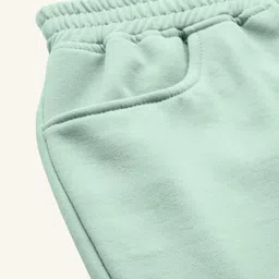 BRINNS Women Mid Rise Relaxed Straight Fit Easy Wash Trousers image 5