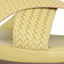 Inc 5 Women Open Toe Flats image 4