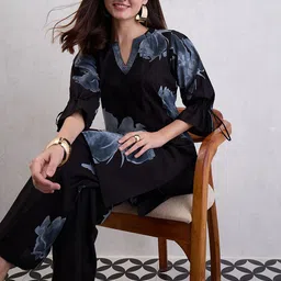 CHETI Floral Printed Cotton Tunic With Trousers Co-Ords image 4