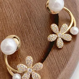 Vembley Gold Plated Flower Pearl & Cubic Zirconia Studded Studs Earrings image 4
