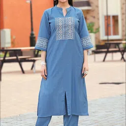 MITTOO Women Ethnic Motifs Embroidered Regular Thread Work Kurta with Trousers-image-44