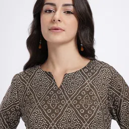 Anouk Rustic Bandhani Printed Round Neck Pure Cotton Straight Kurta image 5