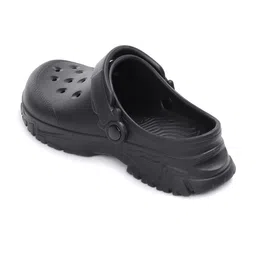 Bewakoof Men Clogs image 5