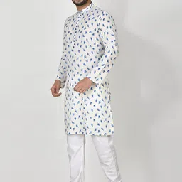 RANAK Men Floral Printed Regular Pure Cotton Kurta with Pyjamas image 3