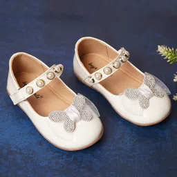boyz n galz Stones Embellished Bow Applique Detailed Ballerinas - White-picture-37