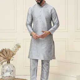 ROYAL KURTA Textured Self Design Mandarin Collar Pure Silk Kurta With Pyjamas image 4