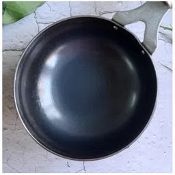 earthbound traditional cookware EarthBound Iron Tadka Pan with Wooden Handle image 3