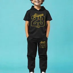 YK X Trampoline Kids Graphic Printed Hooded Neck T-shirt With Track Pant-picture-23