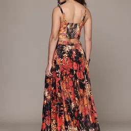 Label Ritu Kumar Floral Print Top With Skirt image 2