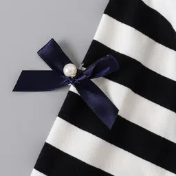 Mark & Mia Full Sleeves Striped Sweatshirt With Bow Applique - Black & White image 4