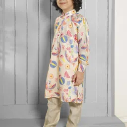 Ministitch Boys Floral Printed Regular Kurta with Pyjamas image 2
