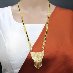 COLOUR OUR DREAMS Gold-Plated Artificial Stones and Beads Mangalsutra-picture-33