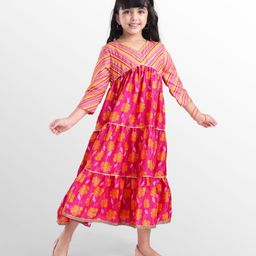 EARTHY TOUCH Muslin Woven Three Fourth Sleeves Ethnic Dress With Floral Print - Pink-picture-6