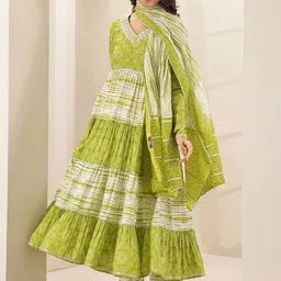 Libas Floral Printed V-Neck Tiered Anarkali Kurta With Trousers & Dupatta image 4