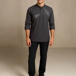 HE SPOKE Men Grey Abstract Printed PC Sateen Stretch Everyday Kurta image 3