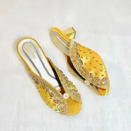 Insolito22 Embellished Stiletto Pumps with Bows image 4