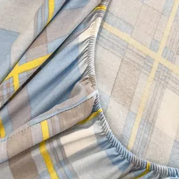 JC HOME Blue & White Geometric 220 TC King Bedsheet with 2 Pillow Covers image 2