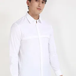 Calvin Klein Jeans Men Spread Collar Solid Cotton Casual Shirt image 2