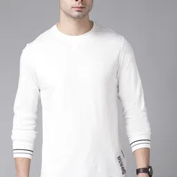 Roadster Men White Solid Pure Cotton Round Neck T-shirt-image-3