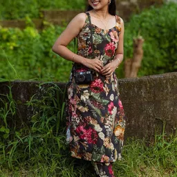 Eilaa Women Floral Midi Dress-picture-41