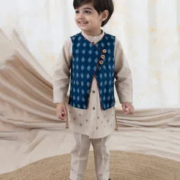 Tiber Taber 100% Cotton Full Sleeves Threadwork Embroidered Kurta Pyjama With Bandhani Printed Reversible Jacket Set - Blue-picture-32