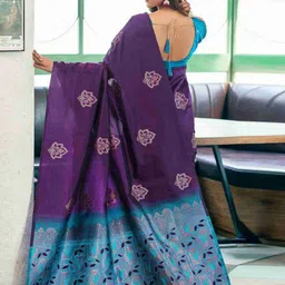 ZILVIRA Ethnic Motifs Zari Banarasi Saree image 5