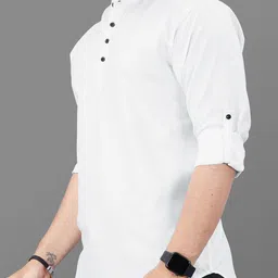 VeBNoR Men Thread Work Kurta image 4