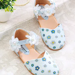 Cute Walk by Babyhug Velcro Closure Casual Shoes - Light Blue-picture-23