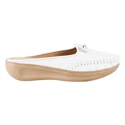 Shoetopia Bow Applique Detailed Wedge Sandals - White image 4